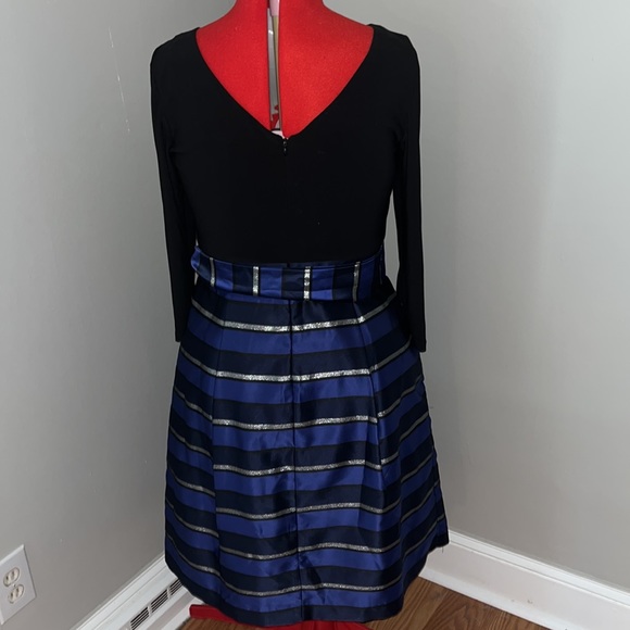 Beautiful Jessica Howard Dress - Picture 3 of 3